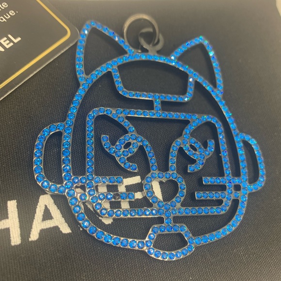 Authentic Chanel Cat Pendant with Authentication Card - Picture 9 of 17